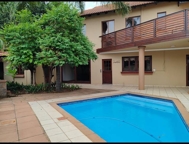 4 BEDROOM FREESTANDING FOR SALE IN BIRDWOOD ESTATE